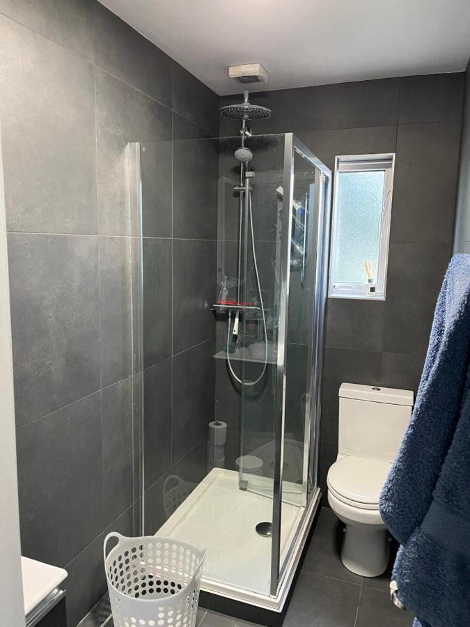 2 St Judes Court D24H1X4 Students Only Apartment Dublin Bagian luar foto