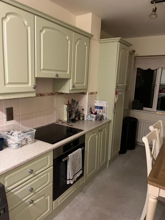 2 St Judes Court D24H1X4 Students Only Apartment Dublin Bagian luar foto